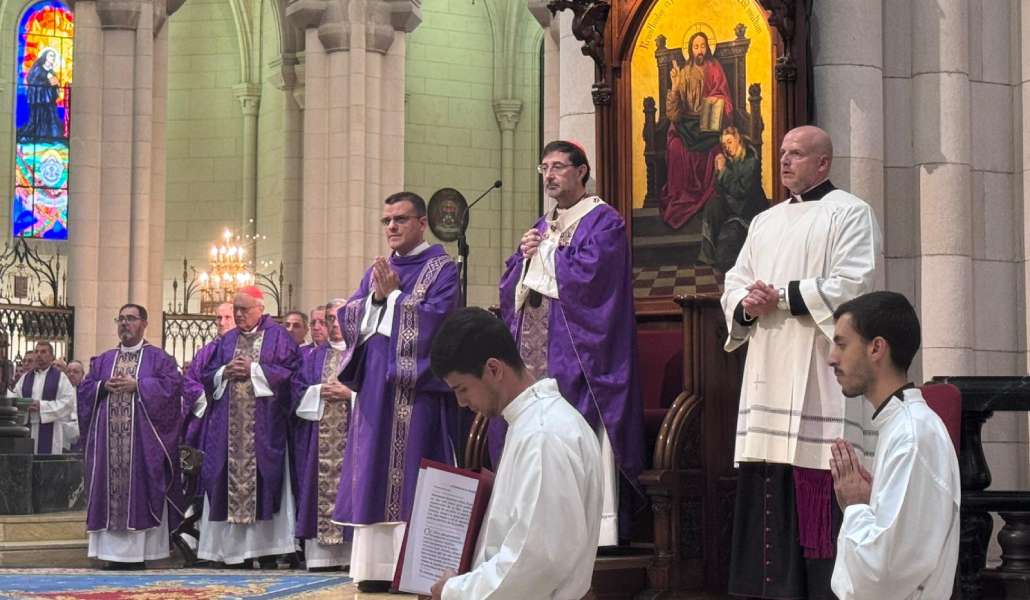 José Cobo en la Misa por el eterno descanso de José Antonio Álvarez