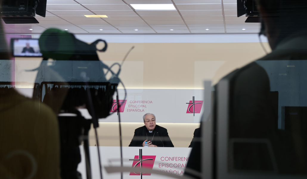 César García Magán durante la rueda de prensa