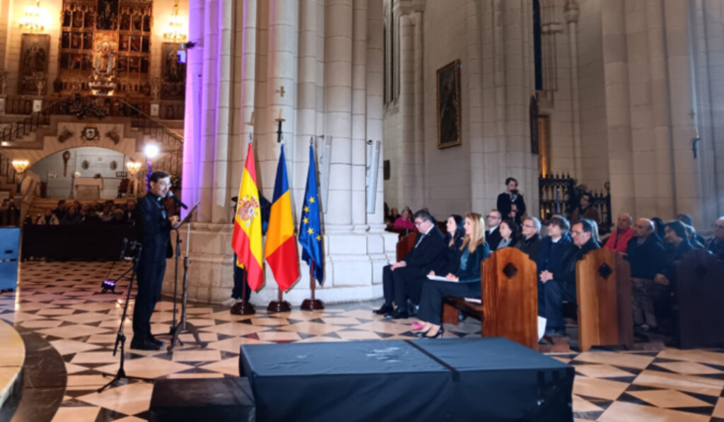 Un momento de la alocución del cardenal Cobo.