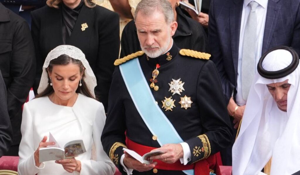 Los reyes Felipe y Letizia han encabezado la delegación española.