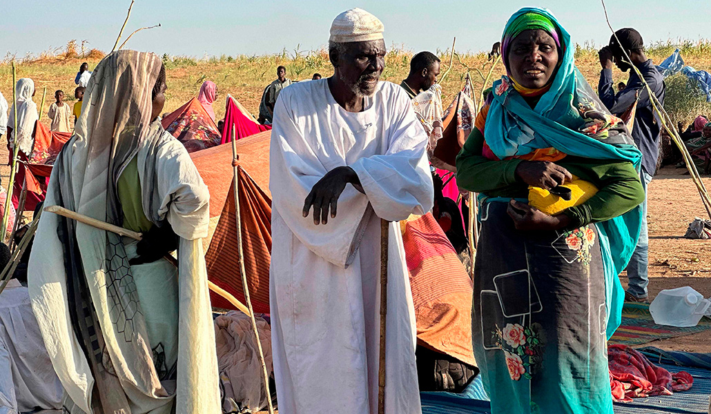 Sudaneses huidos de El Fasher a su llegada a Tawila el 28 de octubre.