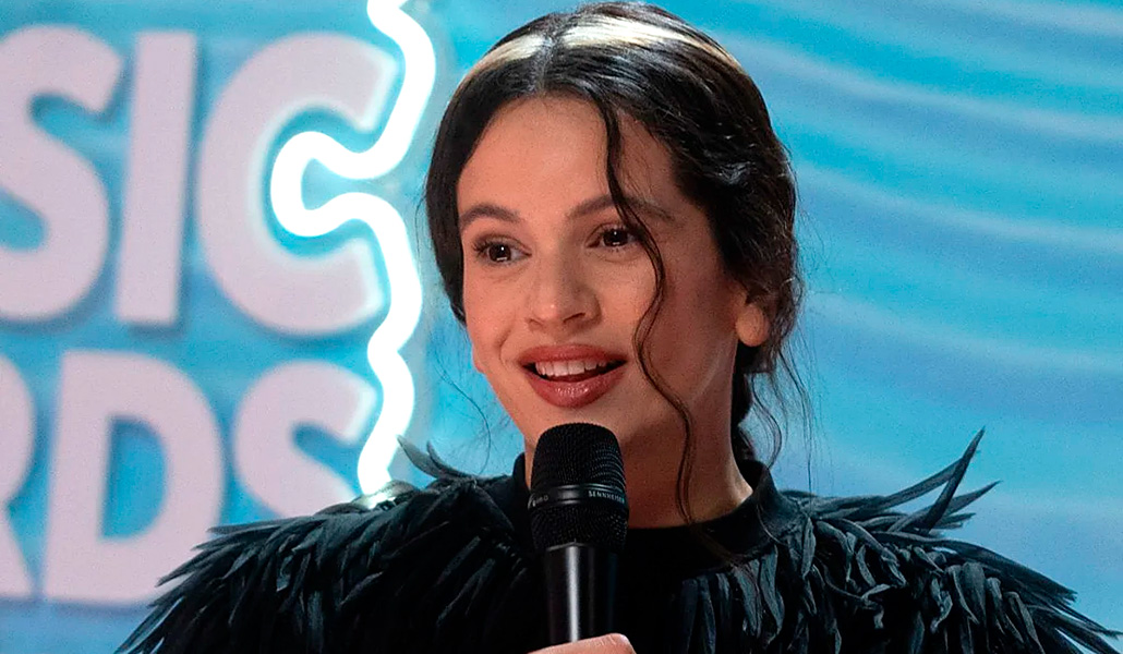 Rosalía con su nuevo look