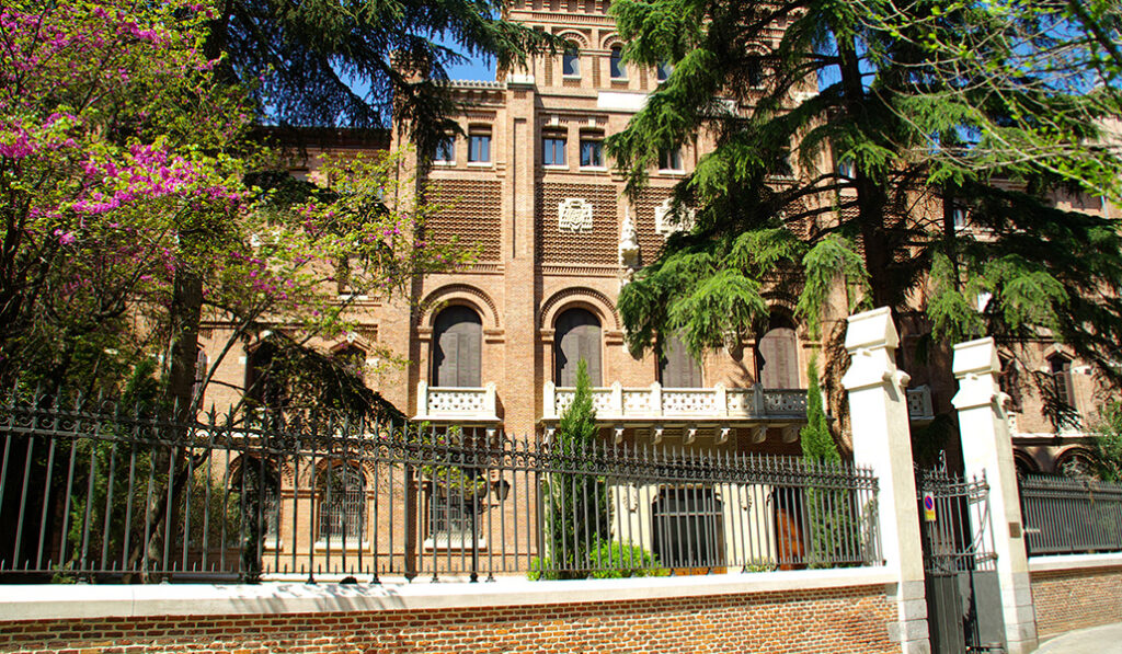Fachada del seminario de Madrid