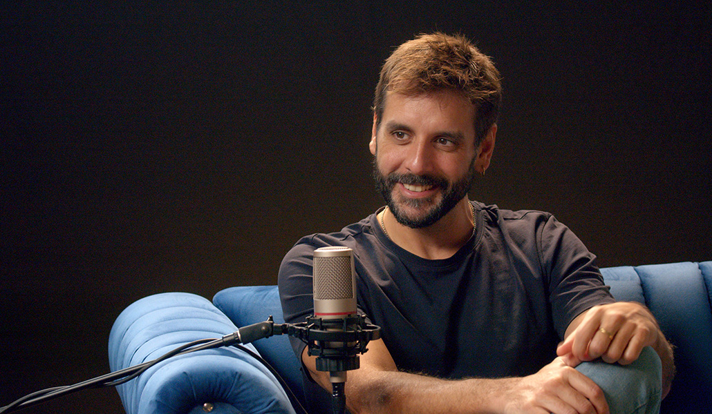 El comunicador ha participado con su voz en películas como Trolls 3 o Vaiana II.