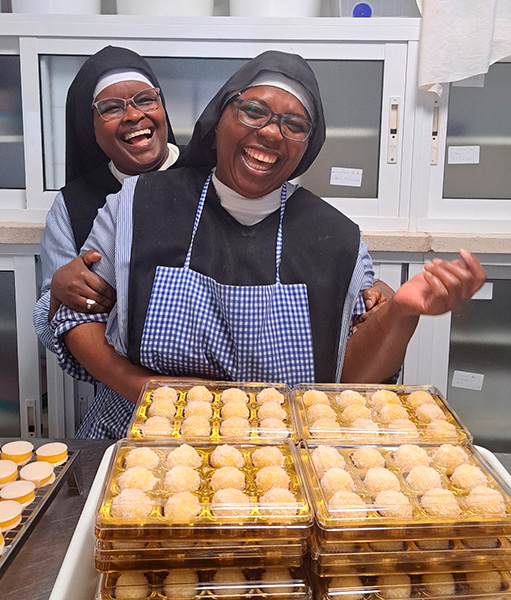 Buena parte de la comunidad procede de África.