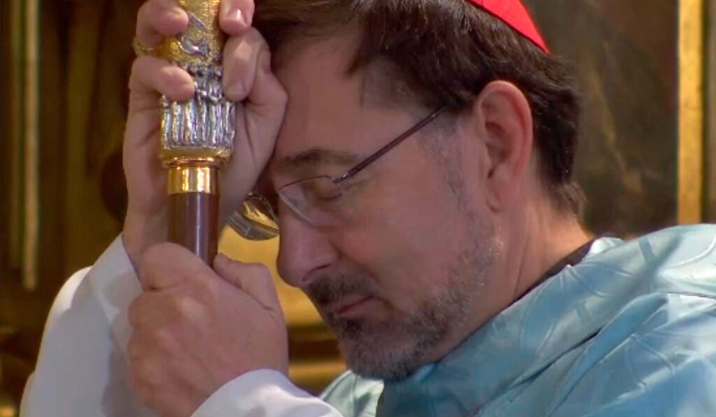 Cobo durante la Misa en Nuestra Señora de la Concepción