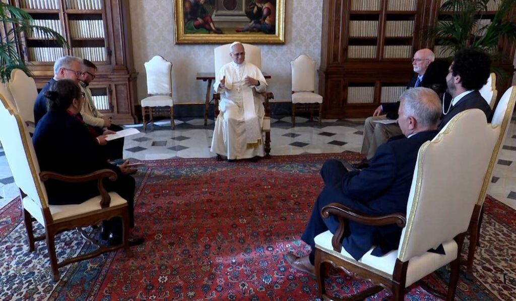 León XIV recibió en octubre a la asociación de supervivientes Ending Clergy Abuse. Foto: CNS.