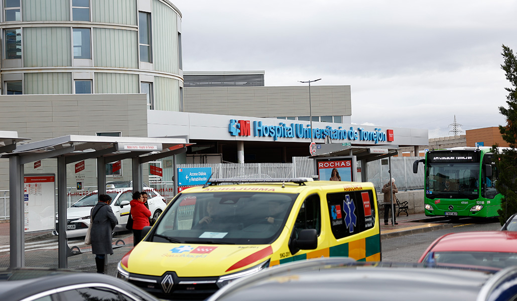 Fachada exterior del Hospital de Torrejón.