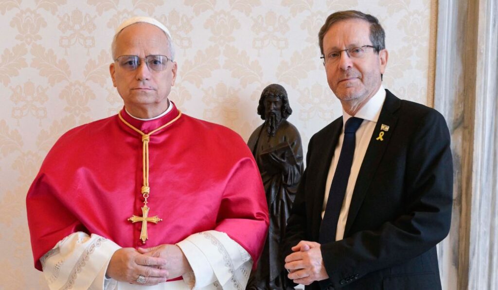 León XIV con Isaac Herzog.