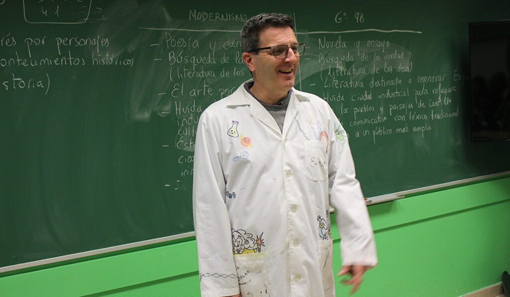 Alberto Canora es director del colegio diocesano Institución del Divino Maestro.