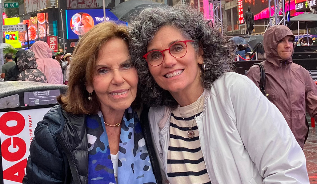 Denise y Sonia durante una visita de la primera a su hija, que vive en Estados Unidos.