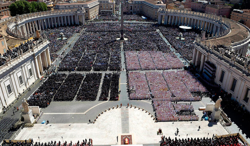 Panorámica durante la Misa exequial del Papa Francisco, el 27 de abril. Foto: CNS / Stefano Spaziani.