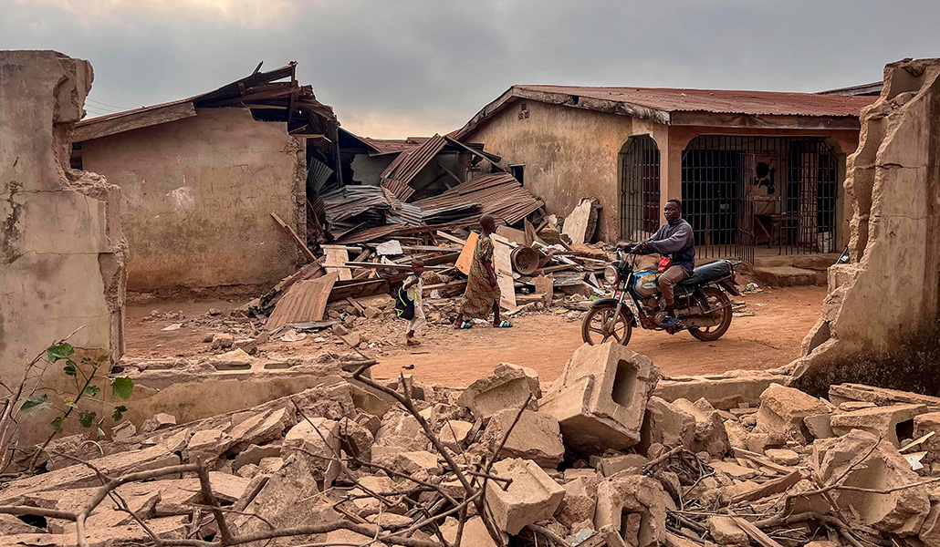 Daños causados por el ataque de EE. UU. en Offa.