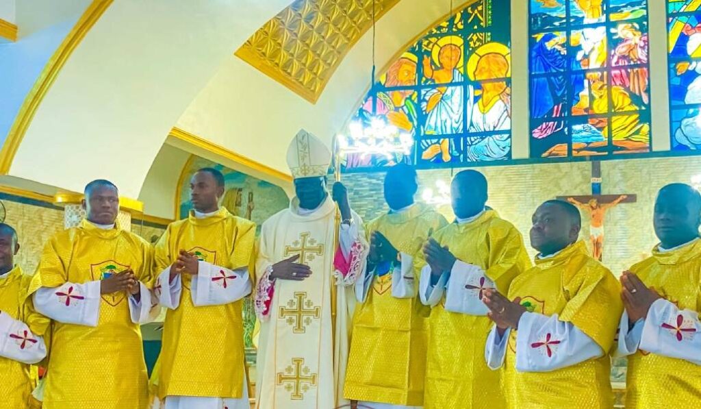 En diciembre fueron ordenados varios diáconos en Kaduna. Foto: CNS.