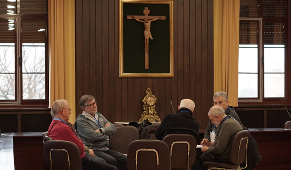 Un momento de la preasamblea de CONVIVIUM