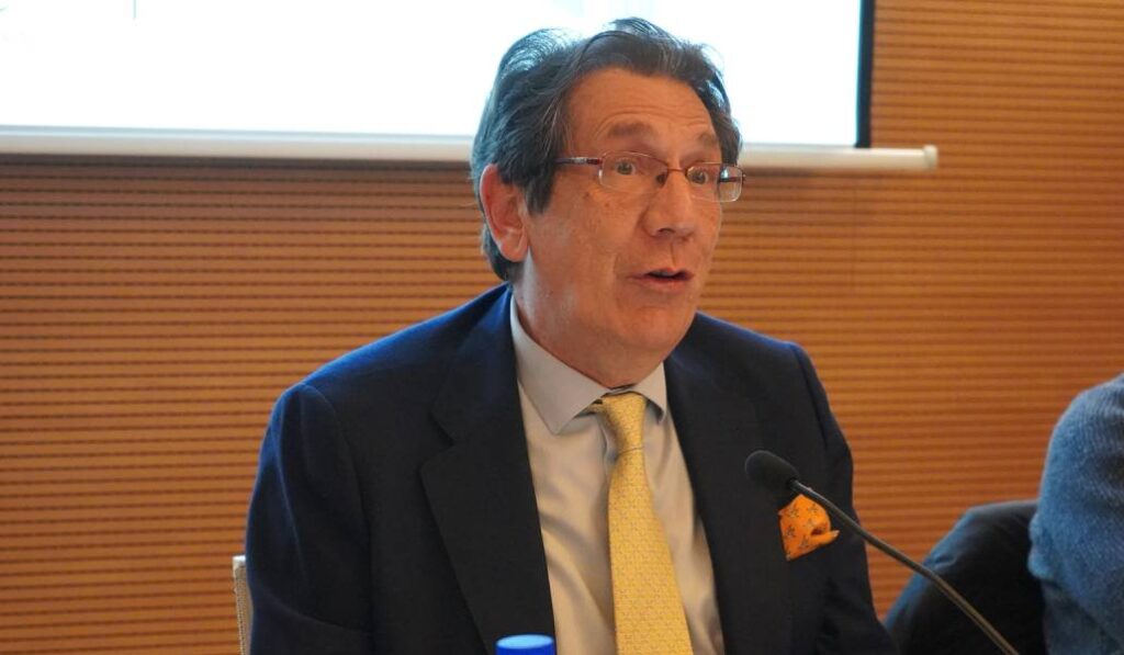 Arnaldo durante su intervención en la UCV. Foto: UCV.