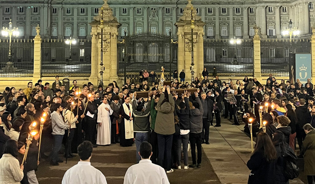 Vía crucis diocesano el 4 de abril de 2025.
