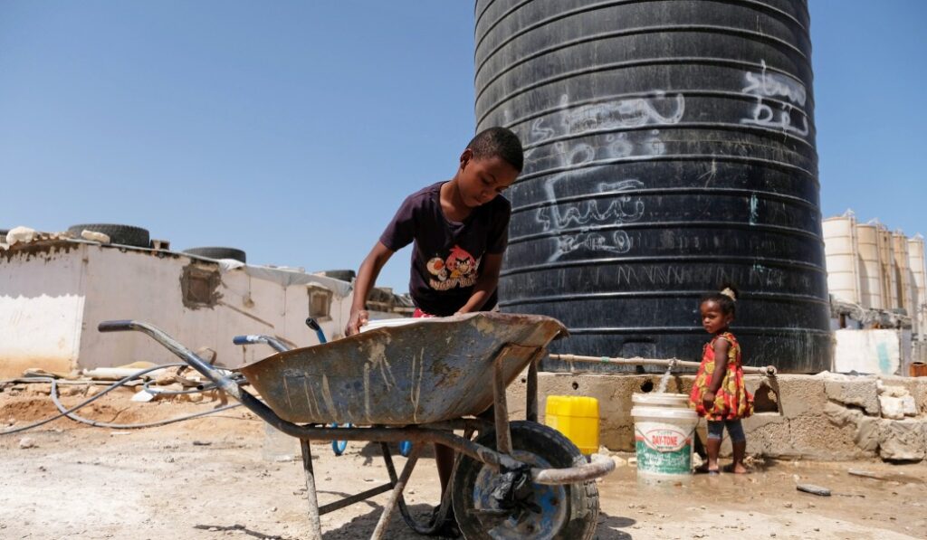 Niños en un campo de desplazados en Benghazi. Foto: CNS / Reuters / Esam Omran Al-Fetori.