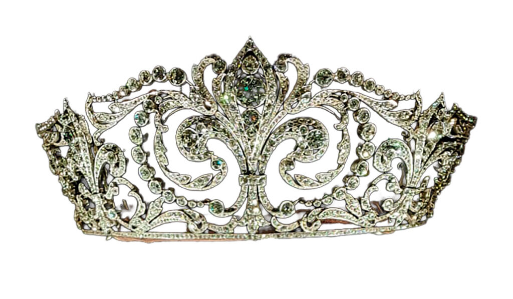 Tiara Flor de Lis.