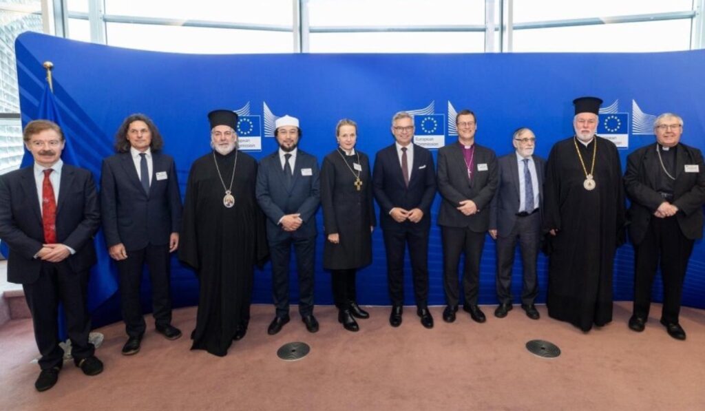 Encuentro entre la Comisión Europea y líderes religiosos el 17 de noviembre de 2025. Foto: Servicio audiovisual de la Comisión Europea / Lukasz Kobus.