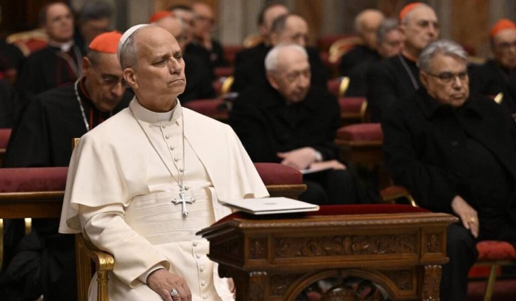 El Papa durante la predicación de Varden. Foto: Vatican News.