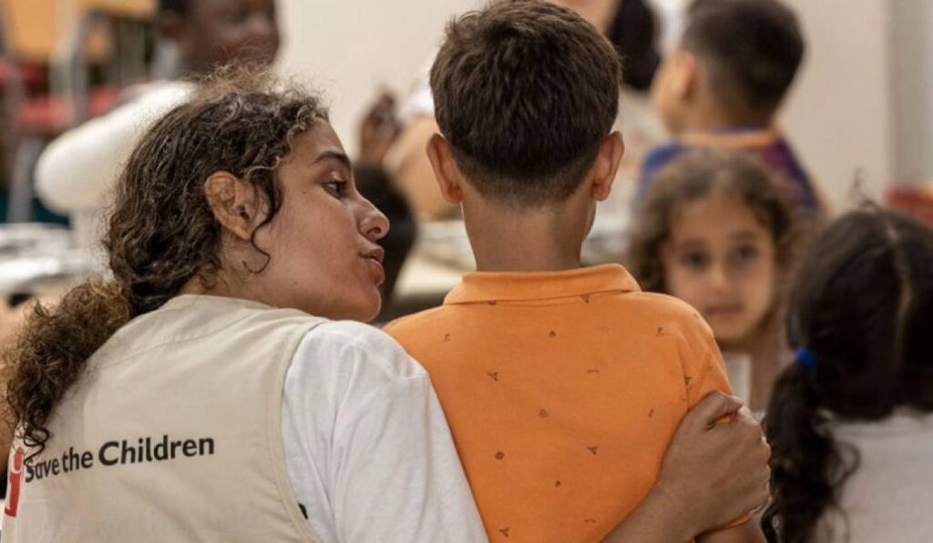 Además de reclamar medidas a la Administración, Save the Children tiene sus propios proyectos contra la pobreza infantil. Foto: Save the Children.