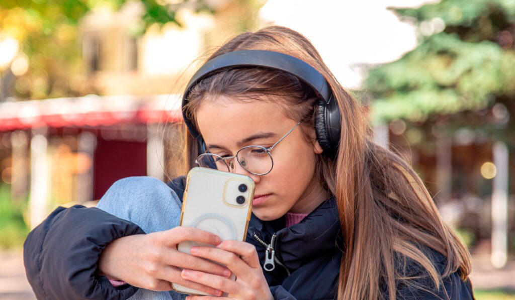 Los menores de 16 años no podrán acceder a redes sociales.