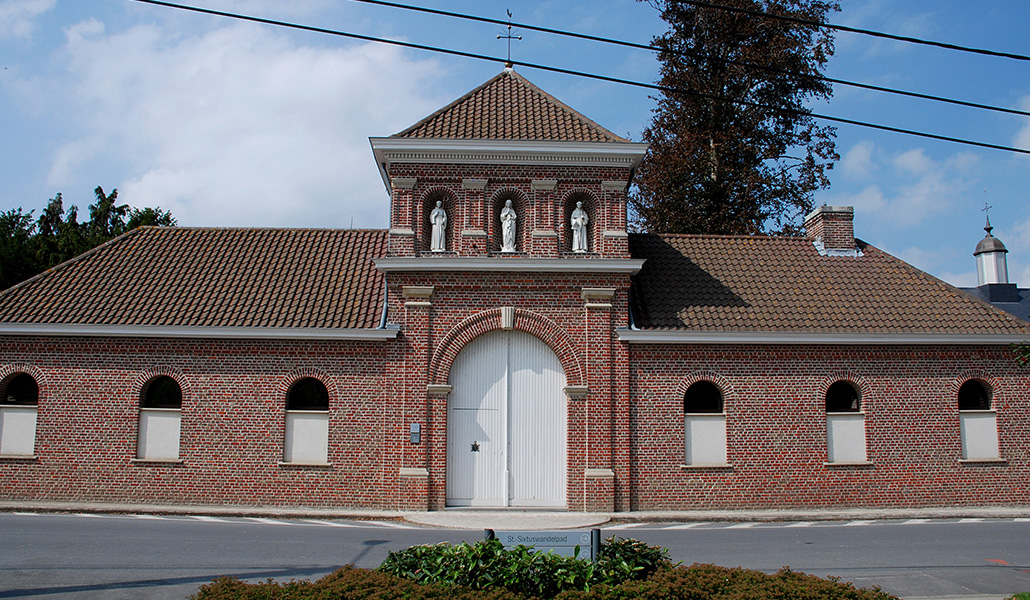 Fachada de la abadía trapense de San Sixto de Westvleteren.