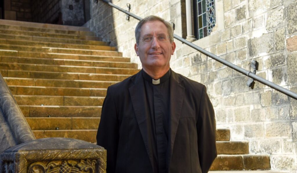 Javier Vilanova es obispo auxiliar de Barcelona y responsable del departamento de Trata de Personas de la CEE.