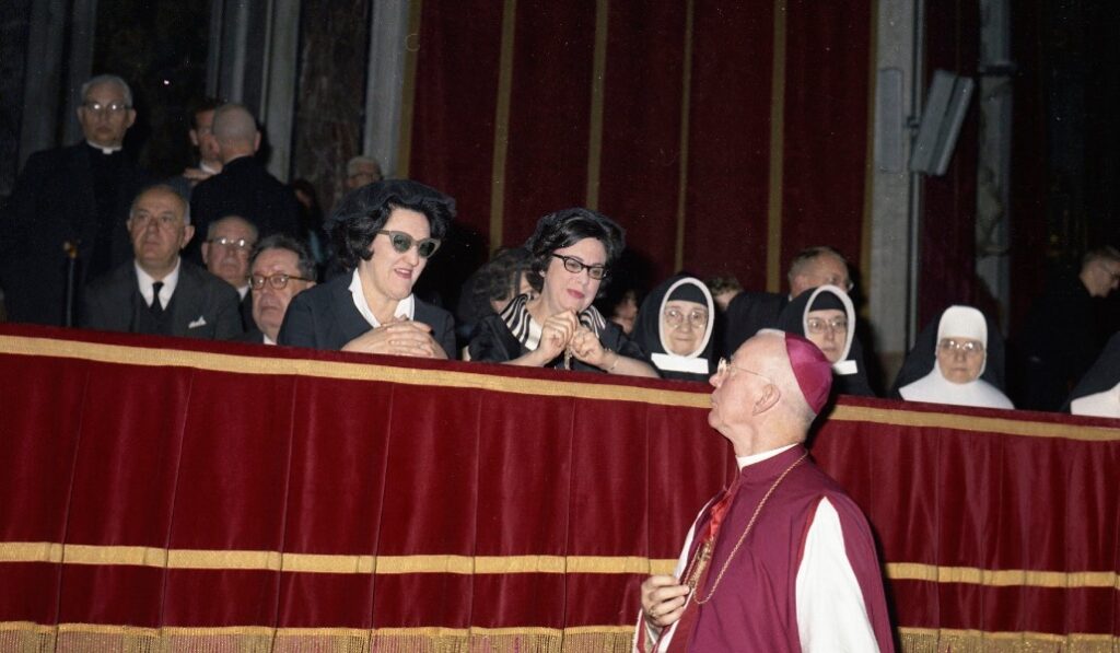 Algunas de las auditoras del Vaticano II, entre las que estuvo Bellosillo. Foto: CNS / Catholic Press Photo / Giancarlo Giuliani. 