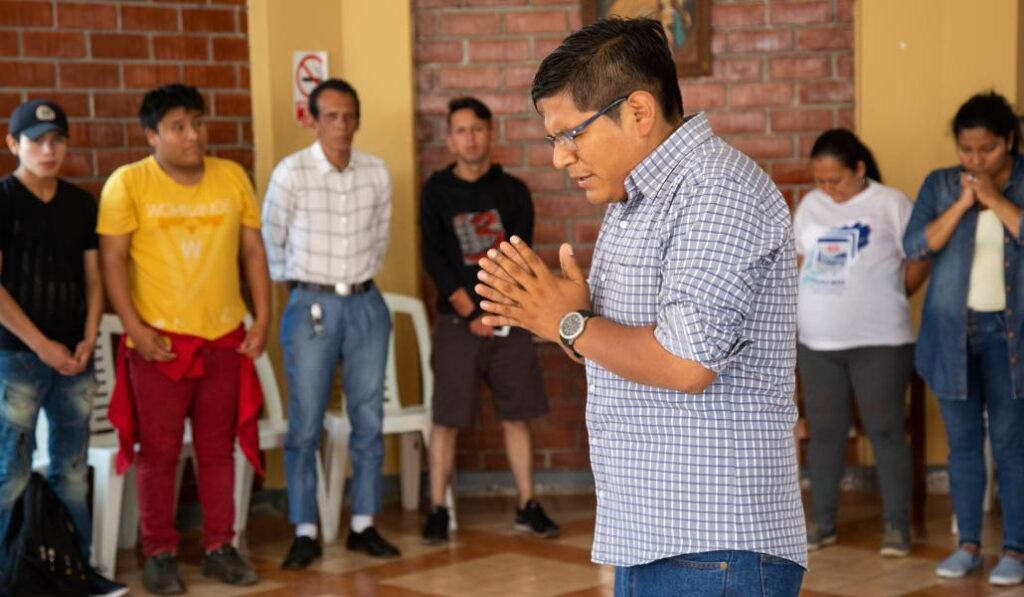 Reunión de catequistas laicos en Perú. Foto: CNS.