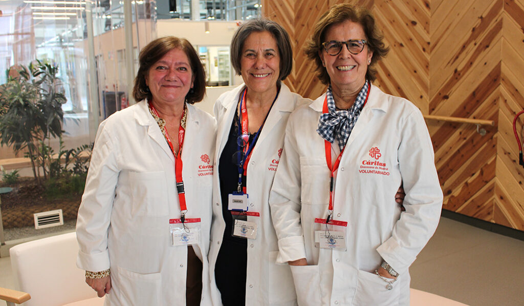 Ana, María Jesús y Carmen son voluntarias de Cáritas Madrid.