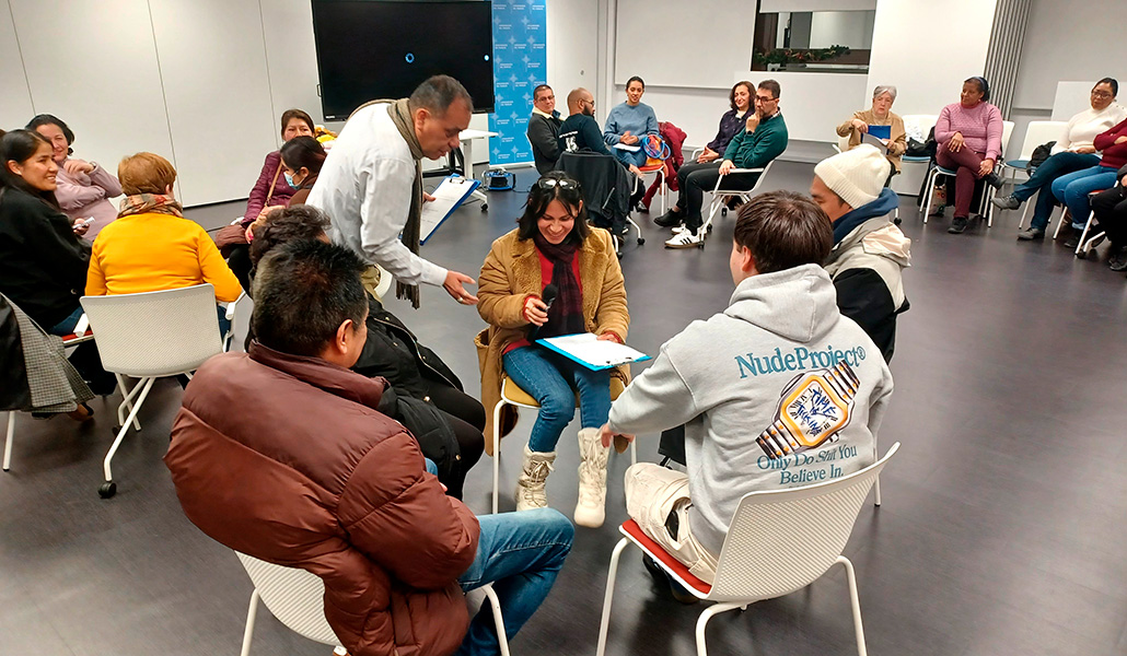 Una de las convivencias organizadas por Hermandades del Trabajo-Madrid con trabajadores migrantes.