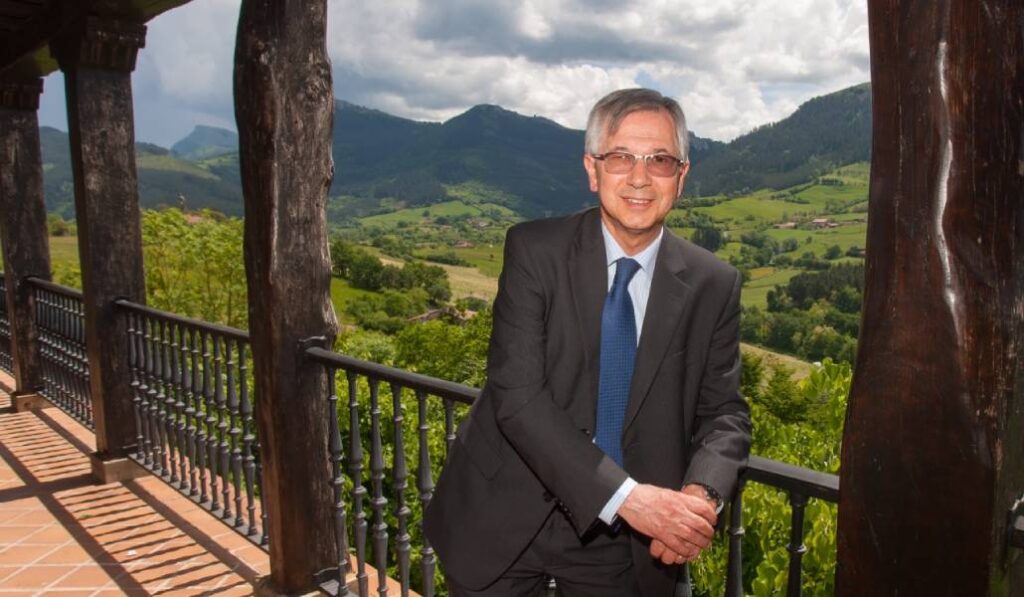 Juan Manuel Sinde es el presidente de la Fundación Arizmendiarrieta. Foto: cedida por Sinde.