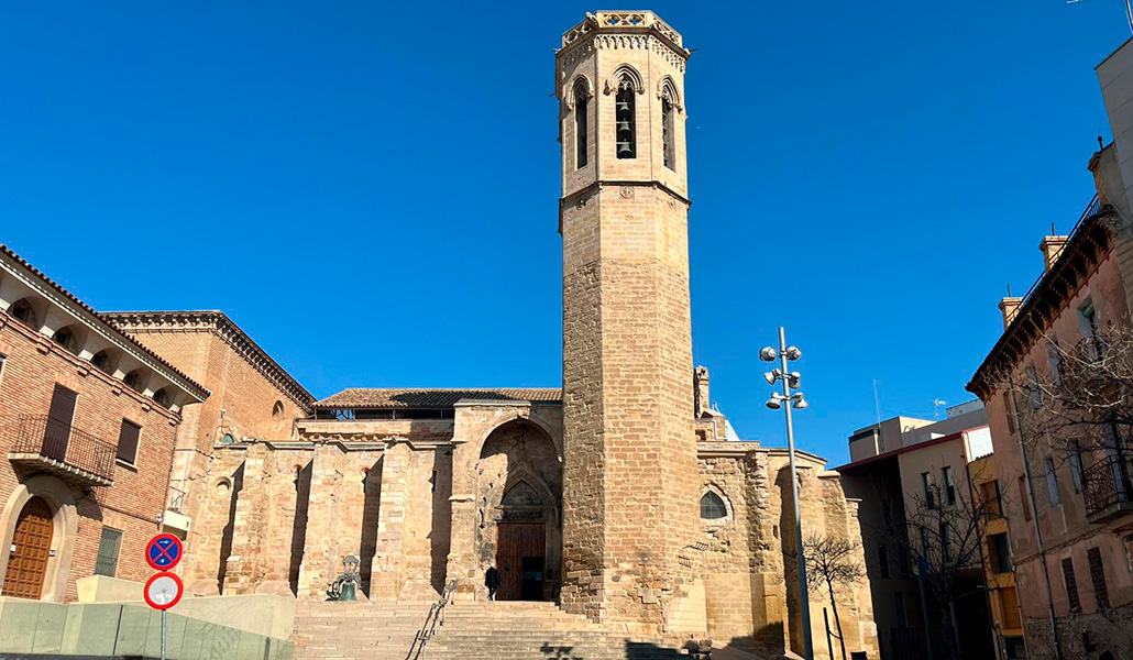 La ampliación de Sant Llorenç es muy evidente y visible en sus contrafuertes.