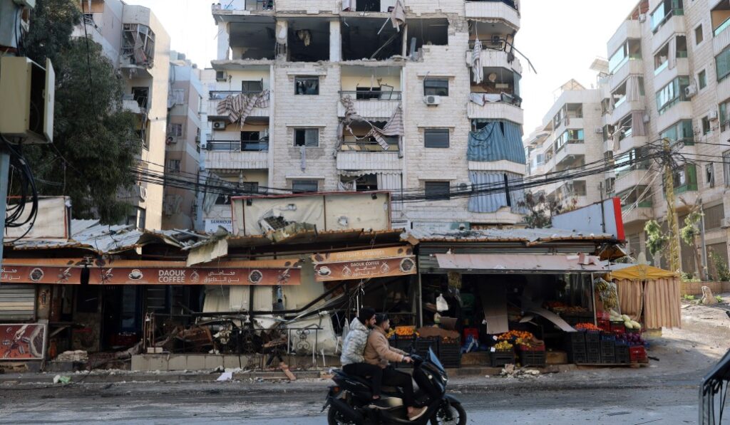 Edificios dañados por los bombardeos.