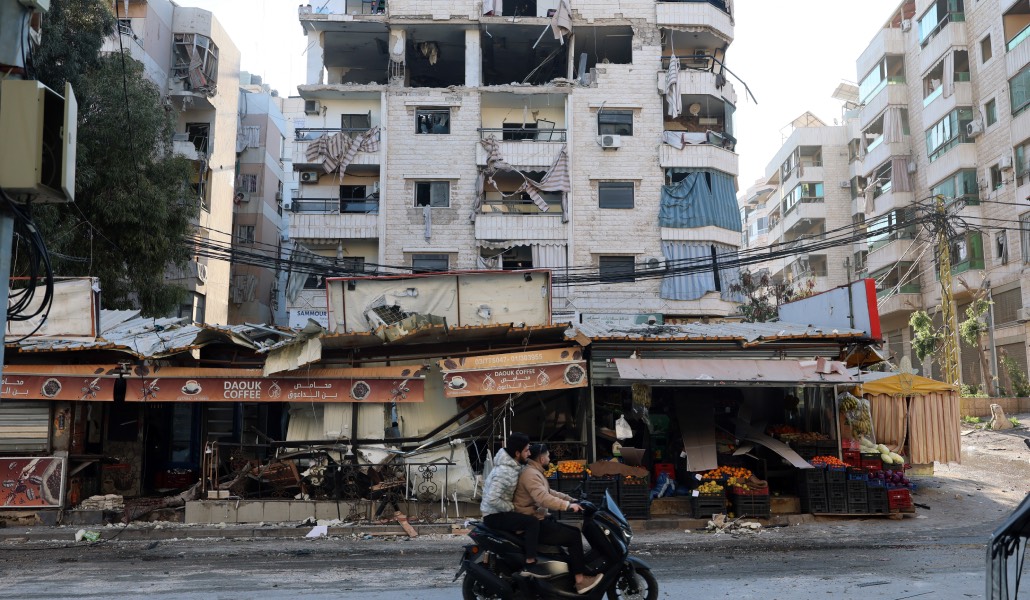 Edificios dañados por los bombardeos. Foto. EFE / EPA / Wael Hamzeh.