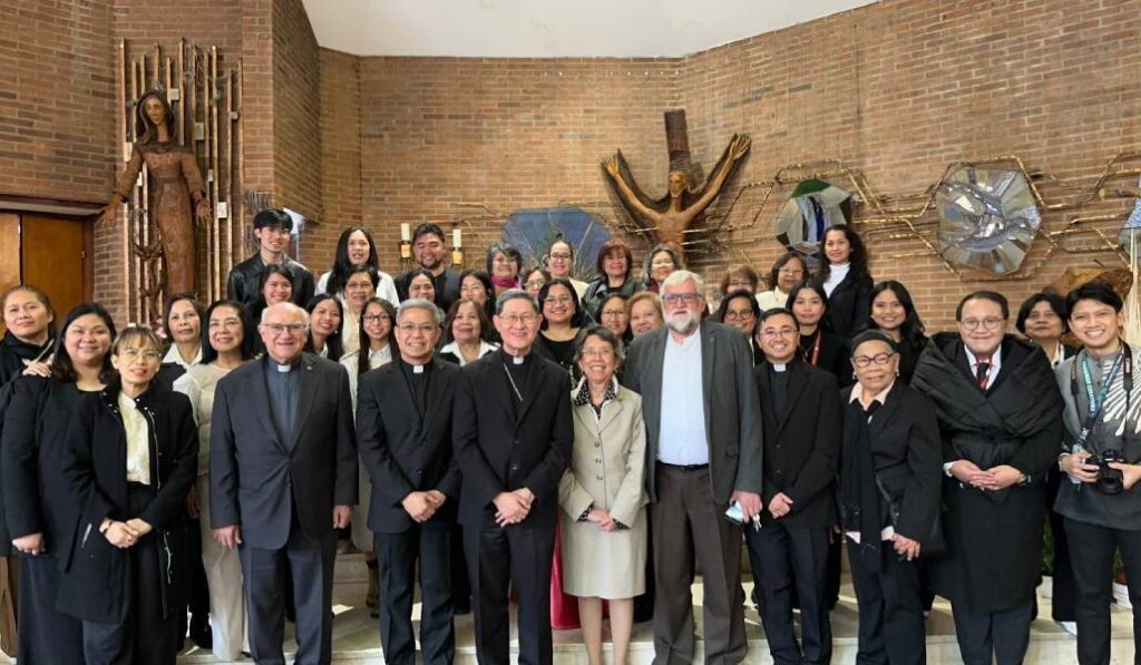 Un momento de la visita del cardenal Tagle. Foto: Nuestra Señora del Espino.