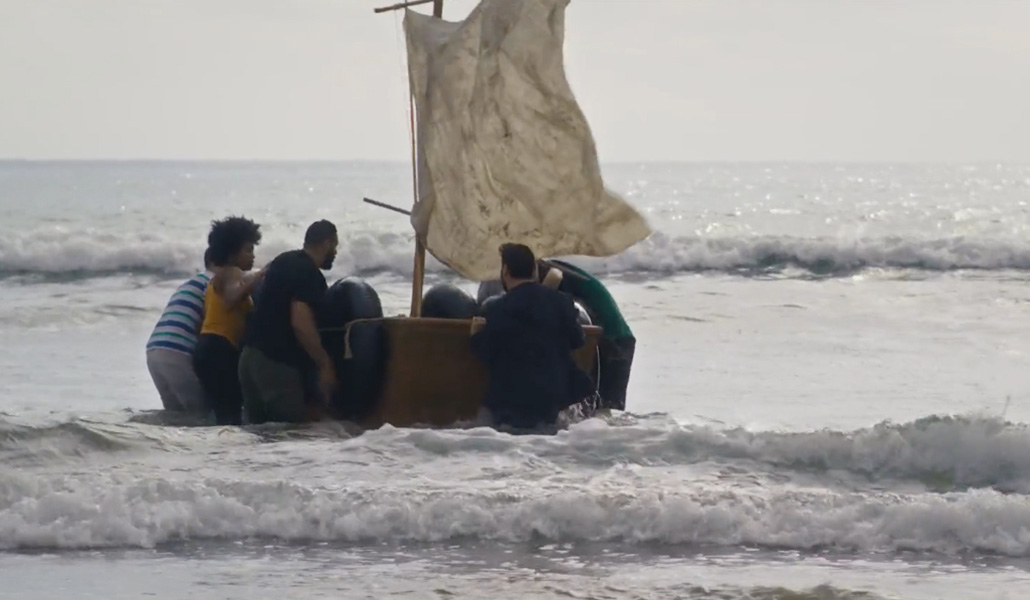 La cinta homenajea especialmente a los balseros.