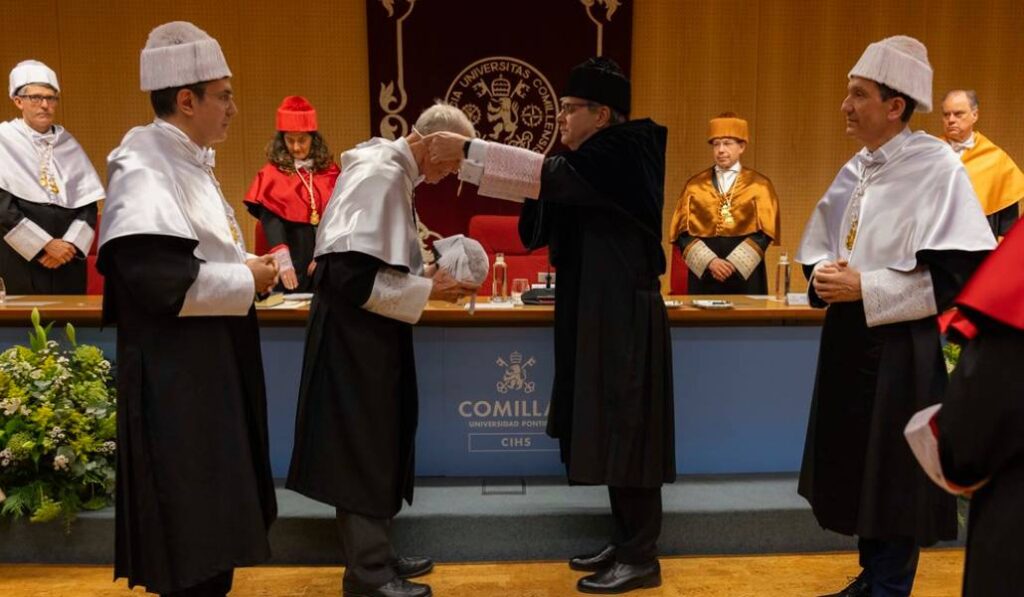 El momento central de la celebración. Foto: Comillas.