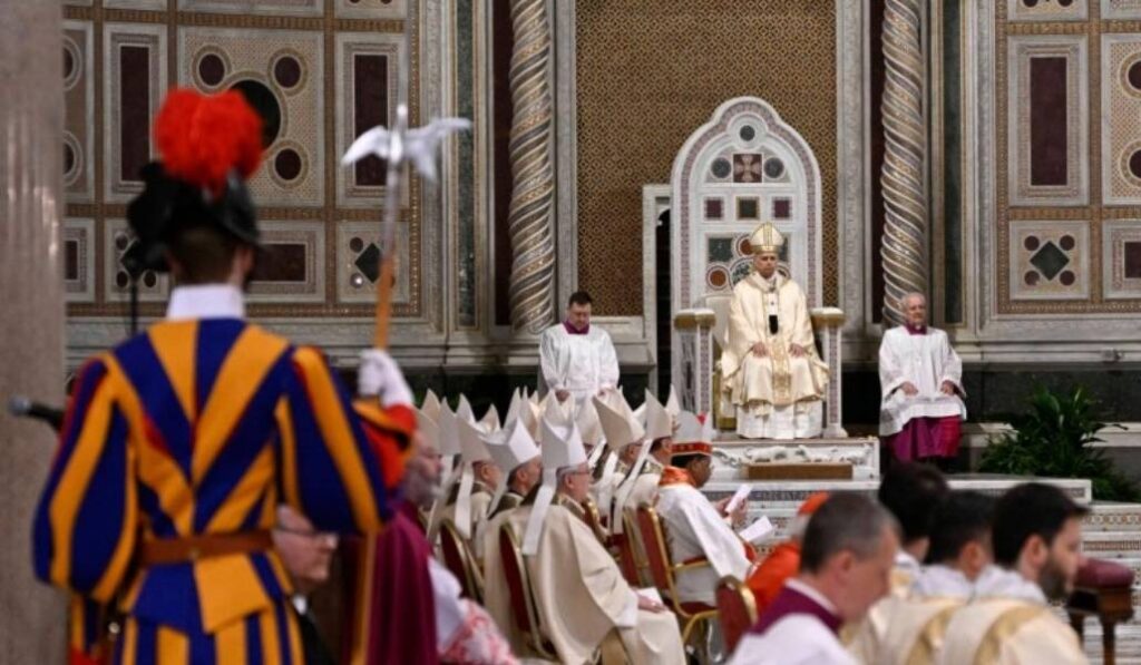 Un momento de la Eucaristía en San Juan de Letrán. Foto: Vatican Media.