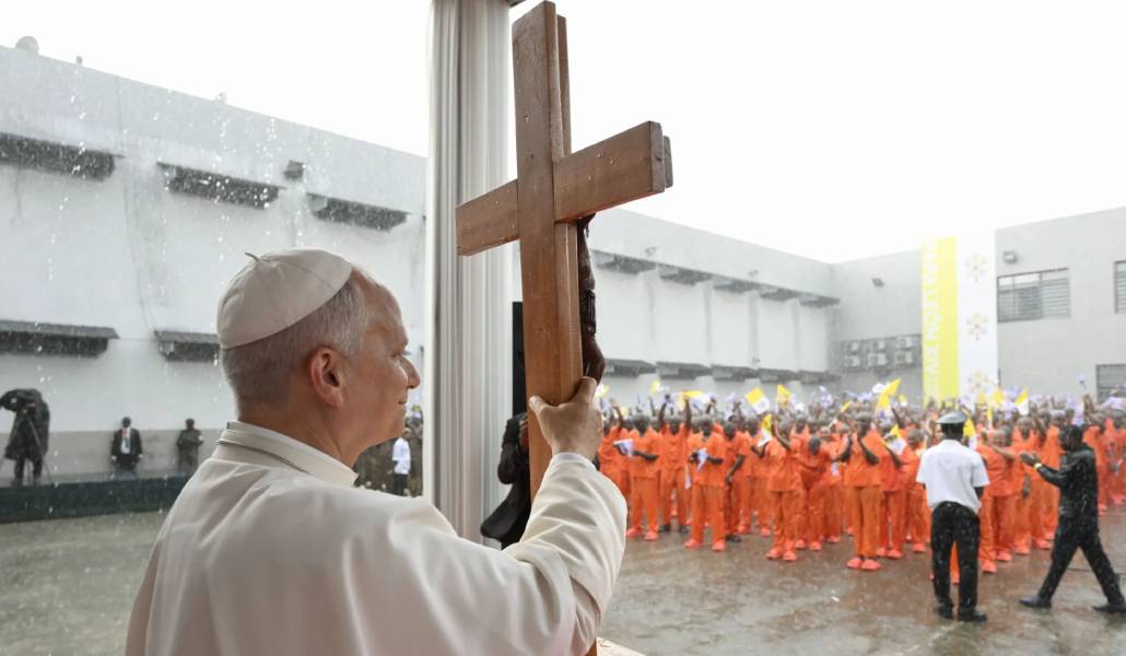 El Santo Padre en la cárcel de Bata (Guinea Ecuatorial) el 22 de abril. Dos días después ha hablado contra la pena de muerte.