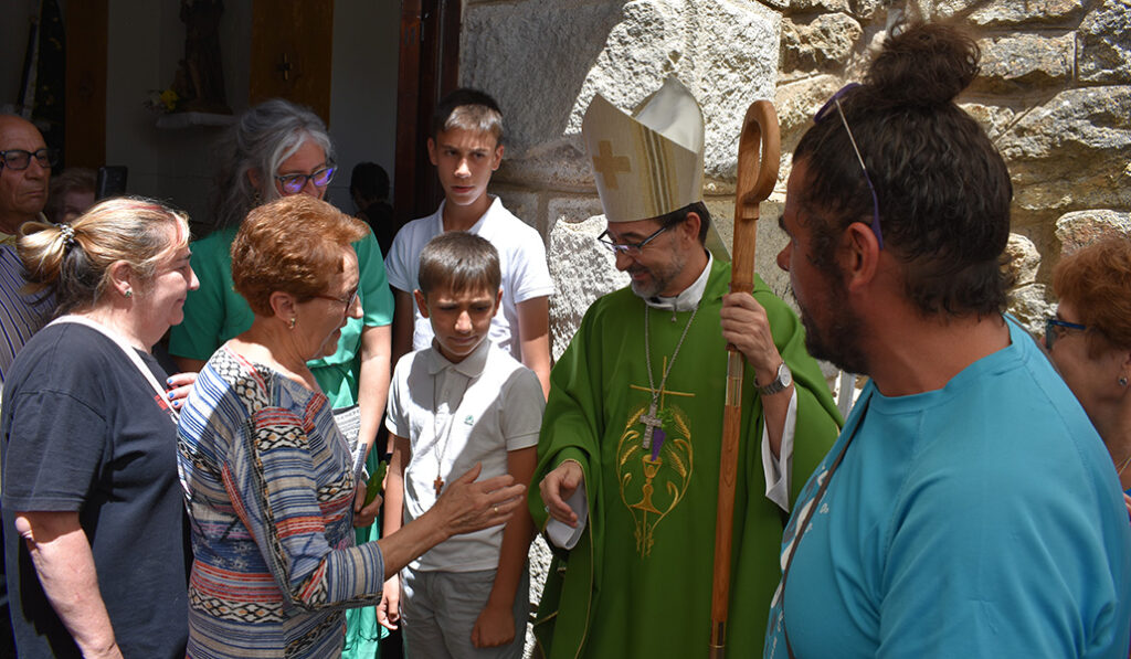 Primera Eucaristía como arzobispo en Aoslos, donde supo que sería creado cardenal.
