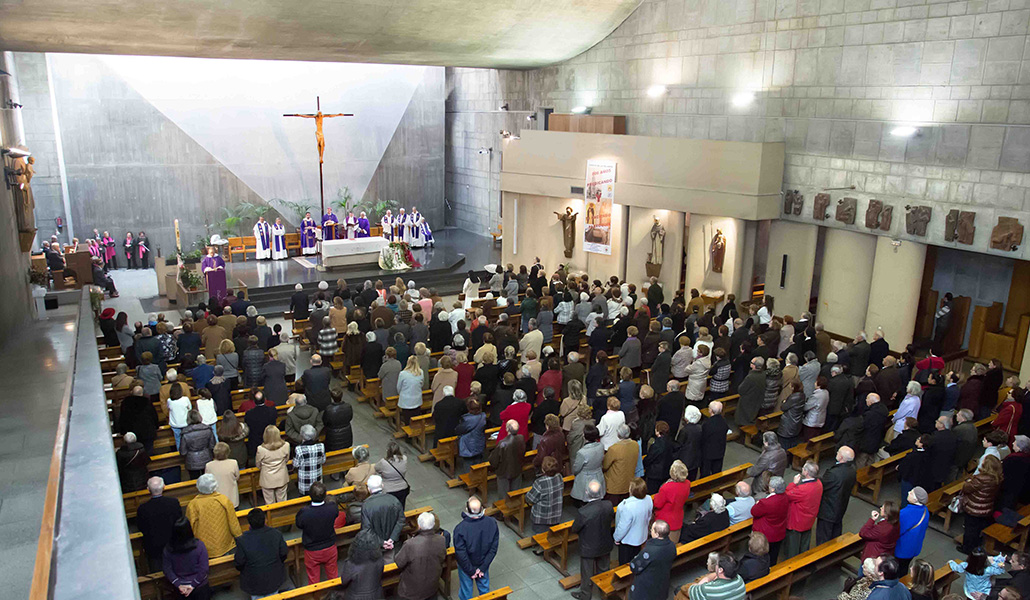 Celebración en el templo.