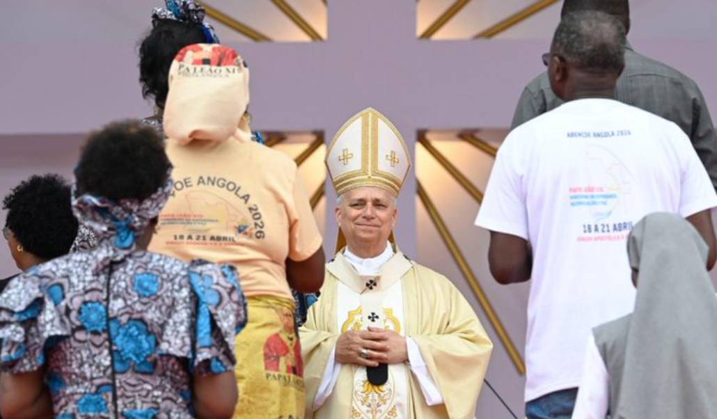 El Papa en un momento de la Misa en Luanda. Foto: Vatican News.