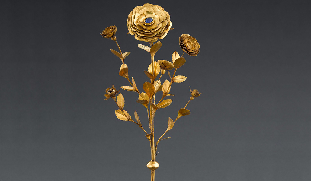 La Rosa de Oro que el Conde de Neuchâtel recibió del Papa Juan XXII en 1330 es la más antigua que se conserva. Foto: Museo de Cluny.