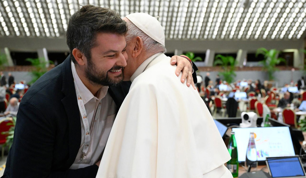 Salvatore Cernuzio con el Papa Francisco