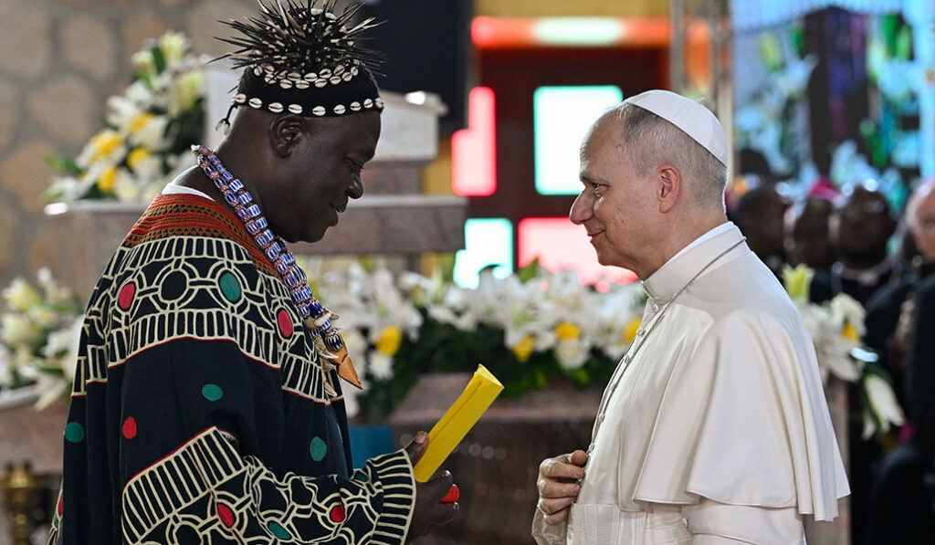 En la oración por la paz de Bamenda participaron líderes tradicionales.