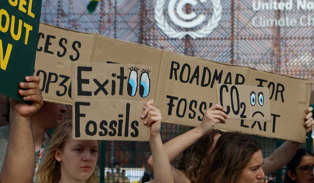 Manifestación por el abandono de los combustibles fósiles en la COP30. Foto: ONU Cambio Climático / Zô Guimarães.