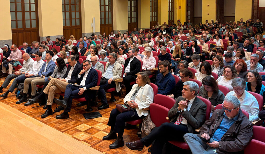 Salón de actos del Seminario Conciliar de Madrid durante la Asamblea General.